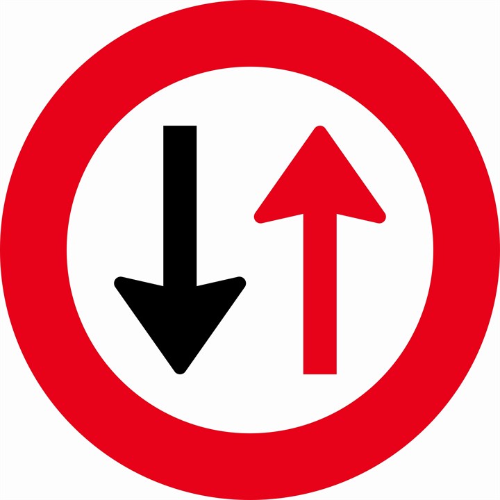Give way to oncoming